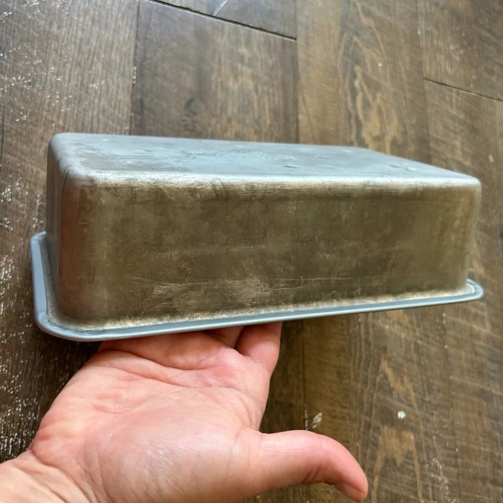 Rema AirBake Nonstick Loaf Pan Insulated Aluminum Bread Meatloaf Baking Pan